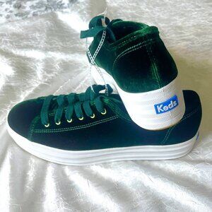 NWOT Keds Shoes, Women's Dark Green Velvet Triple-Up Fashion Sneakers, Size 10